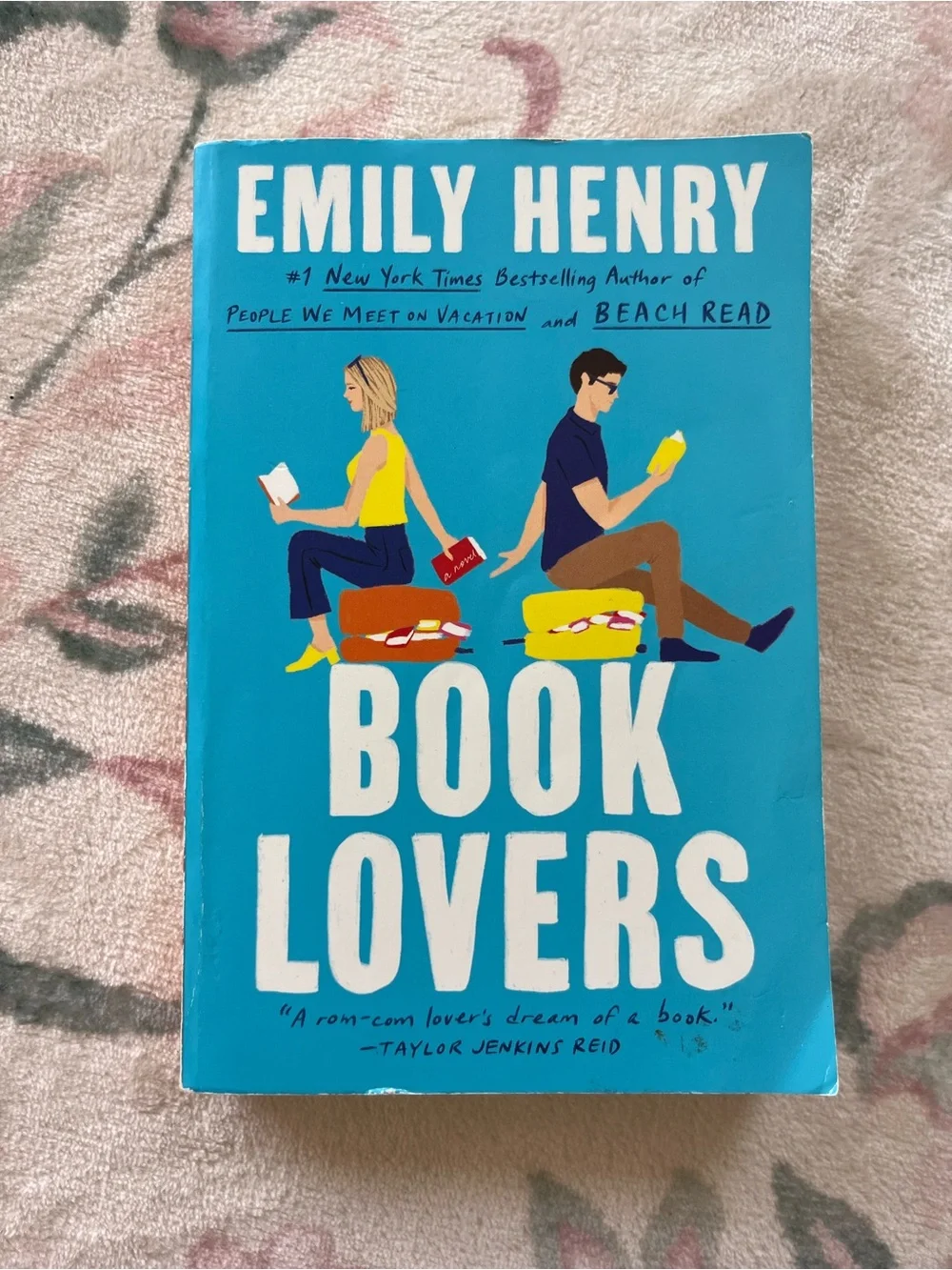 Emily Henry - Book Lovers (Blue Cover)